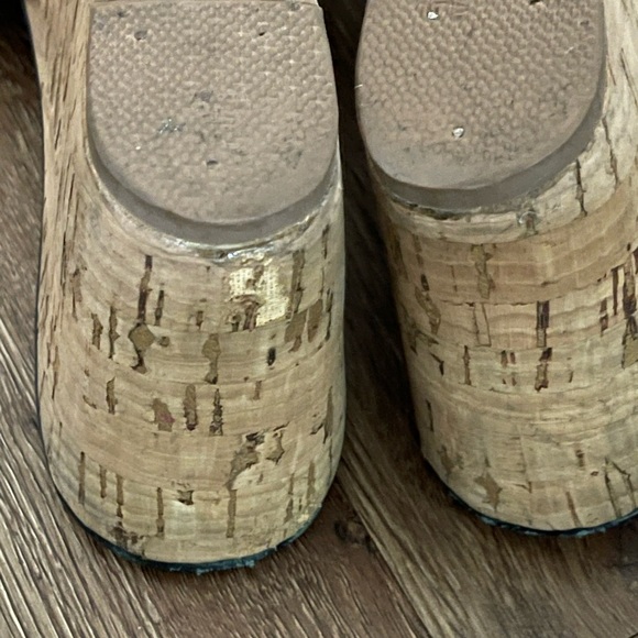 Tory Burch wedge - Picture 3 of 3